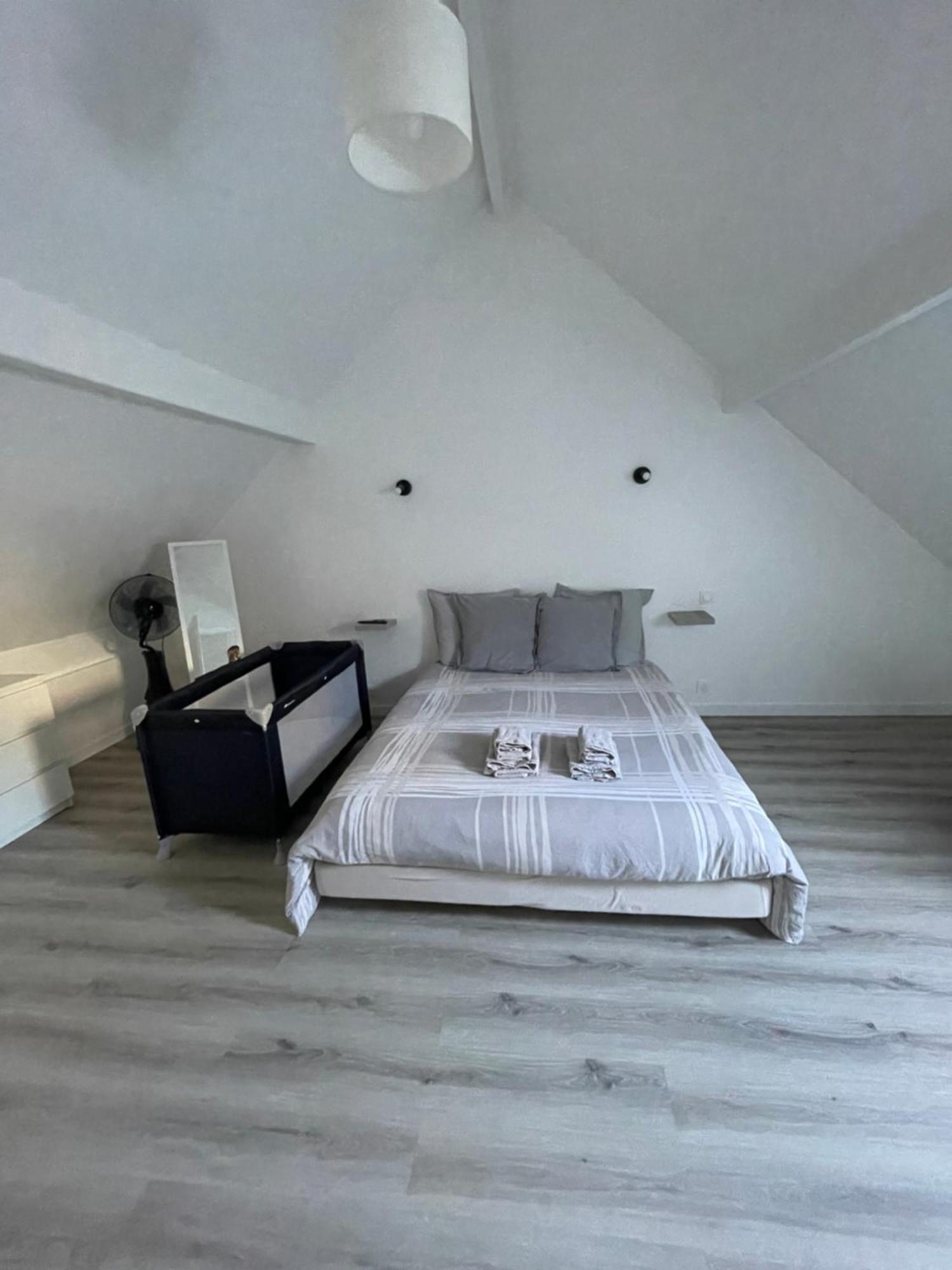 Maison Detente De 100 M2 Uniquement Couple-Famille-Travailleurs Вилпаризи Екстериор снимка